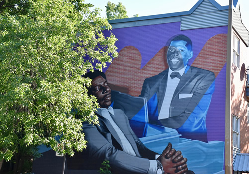 Mural of famous jazz pianist Oliver Jones of Montreal.