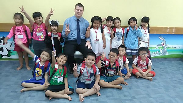 Teaching English to children in Vietnam is a common option.