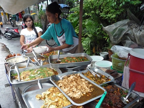 A street cart in Bangkok.