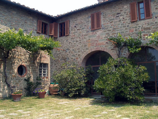 Jules' farmhouse in Tuscany.