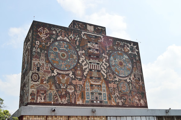 Study abroad in Latin America. A decorated university building in Mexico.